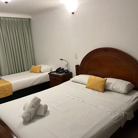 Casa Rosales Hotel Medellin Luaran gambar