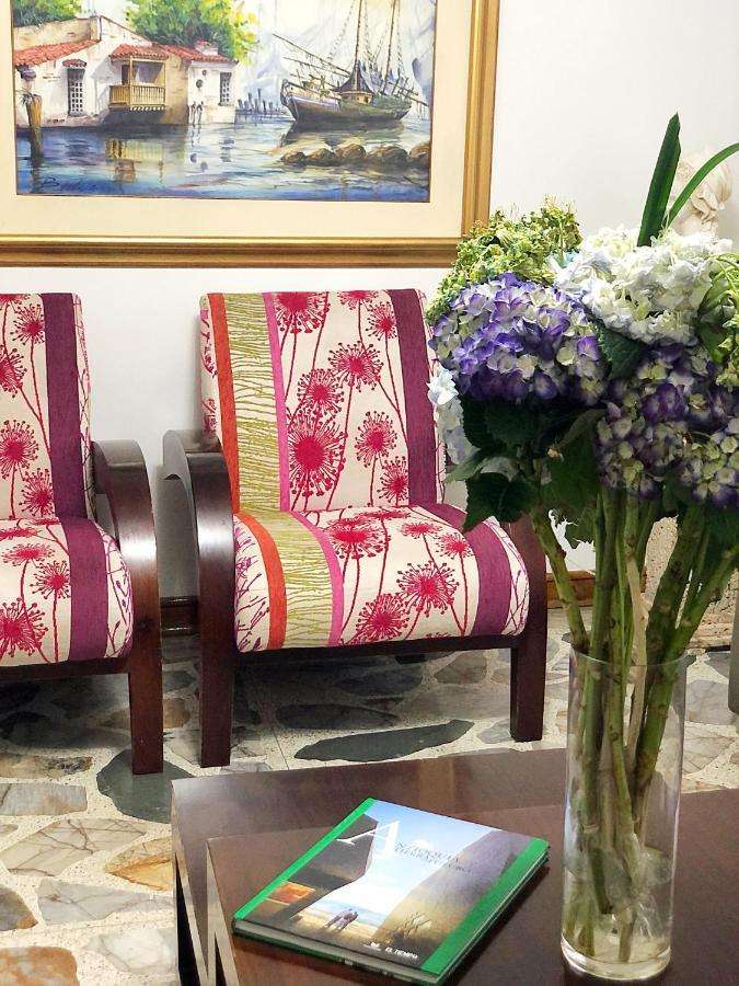 Casa Rosales Hotel Medellin Luaran gambar