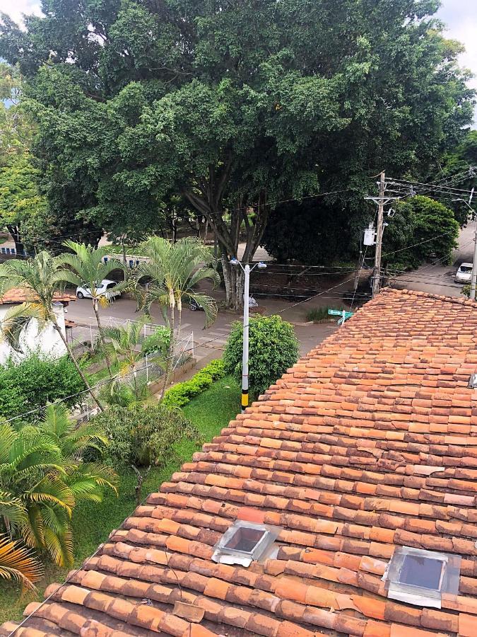 Casa Rosales Hotel Medellin Luaran gambar